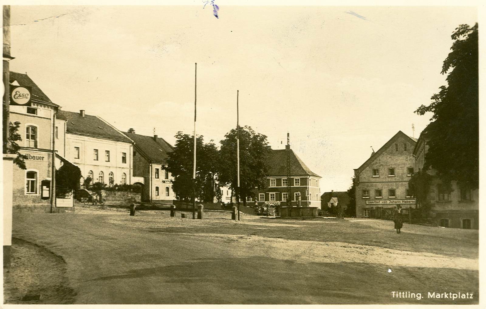 Blick Richtung Marienapotheke um 1935.
