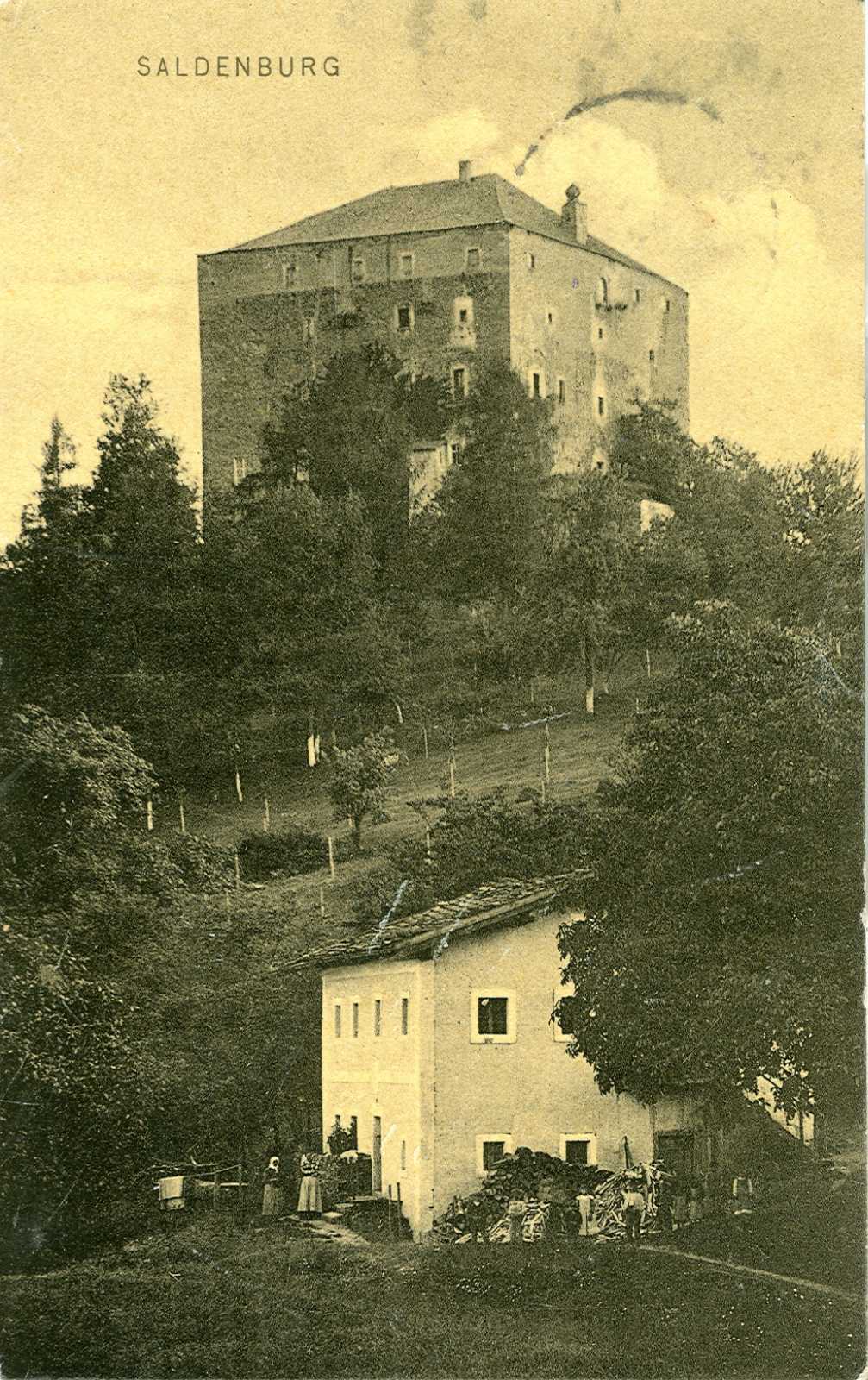 Auf dem Weg zur Saldenburg.