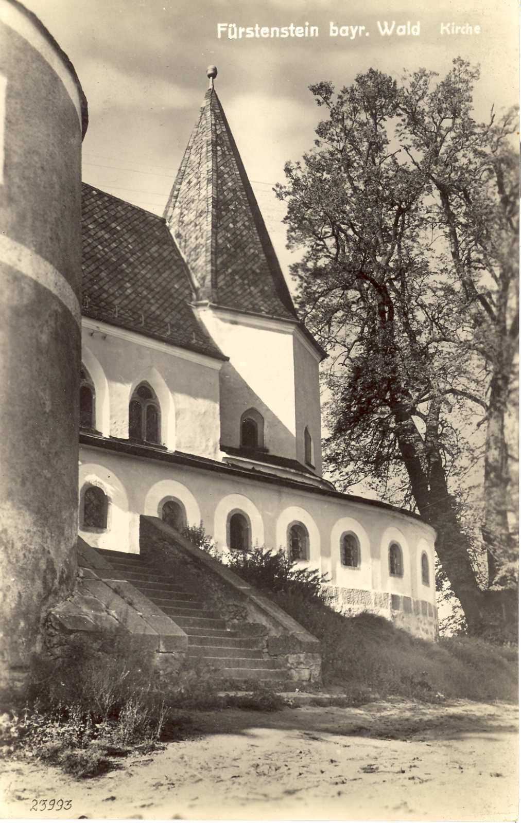 Die Kirche aus Richtung Süden.